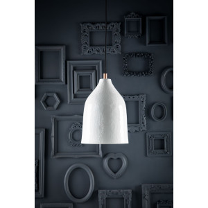 Trompeta blanca - lampa miedziana z białą patyną