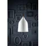 Trompeta blanca - lampa miedziana z białą patyną