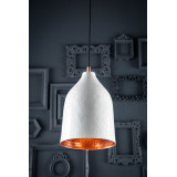 Trompeta blanca - lampa miedziana z białą patyną