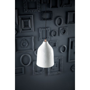 Trompeta blanca - lampa miedziana z białą patyną