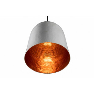 Trompeta blanca - lampa miedziana z białą patyną